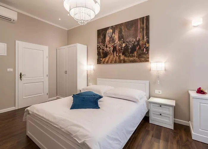 Theatre Of Dreams Bed and Breakfast